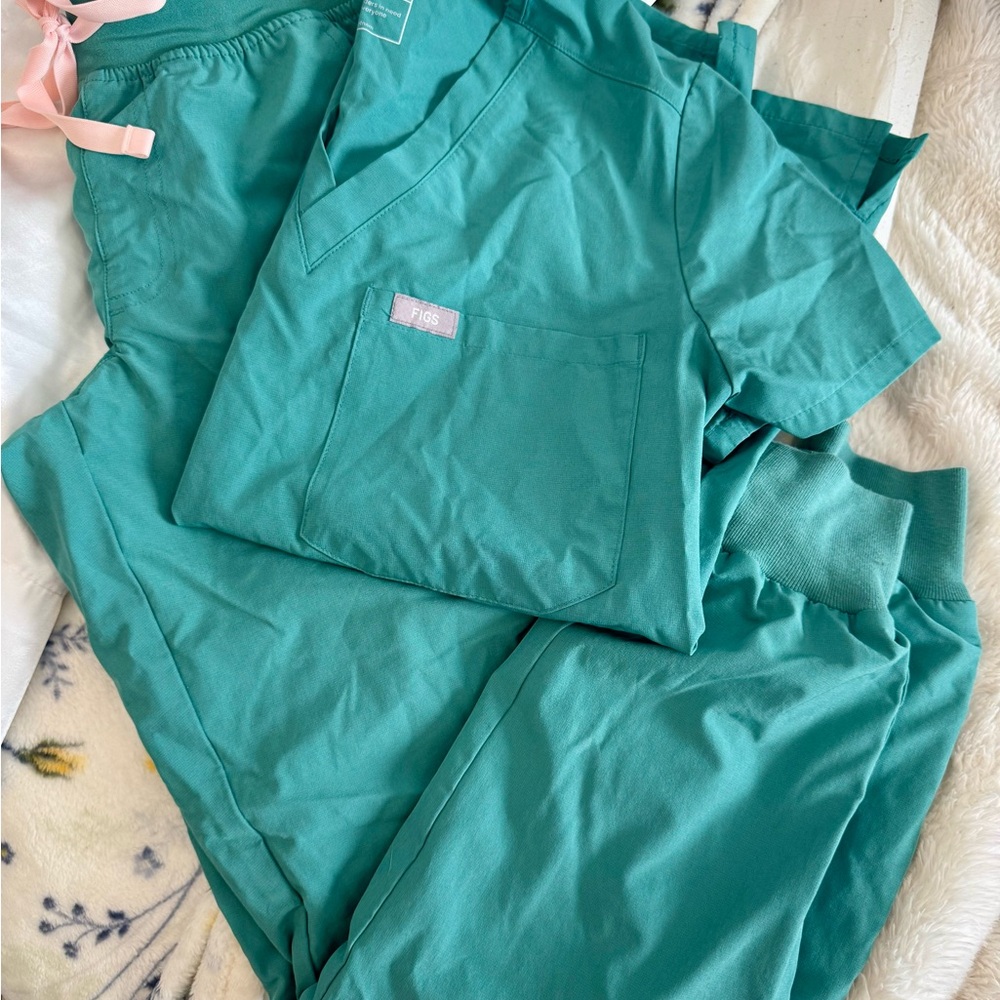 FIGS - teal set from technical collection. Like new, XXS/petite.